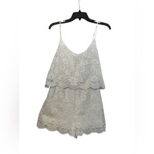 Forever 21 White Lace Romper‎